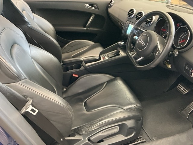 Audi TT 2011 8286920-4