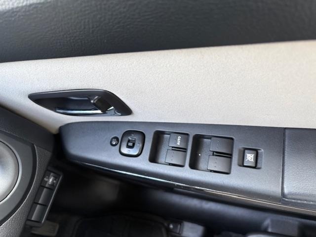 Mazda VERISA 2013 8288194-7