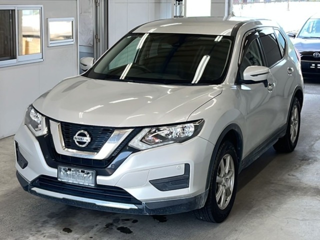 Nissan X-TRAIL 2018 8275184-0