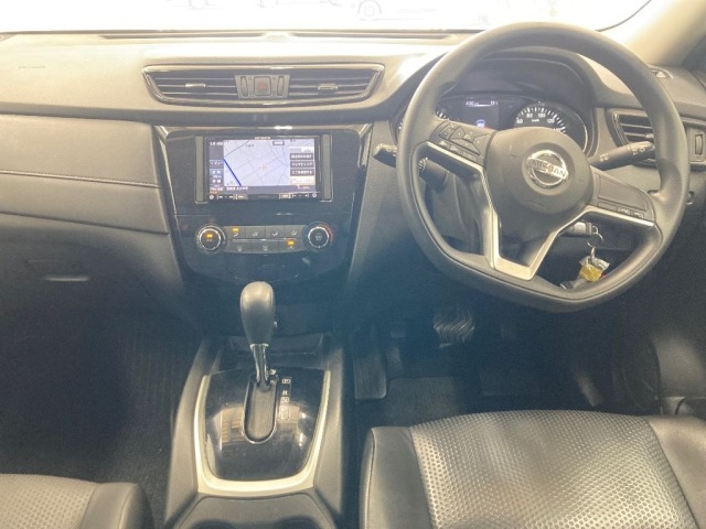 Nissan X-TRAIL 2018 8275184-3