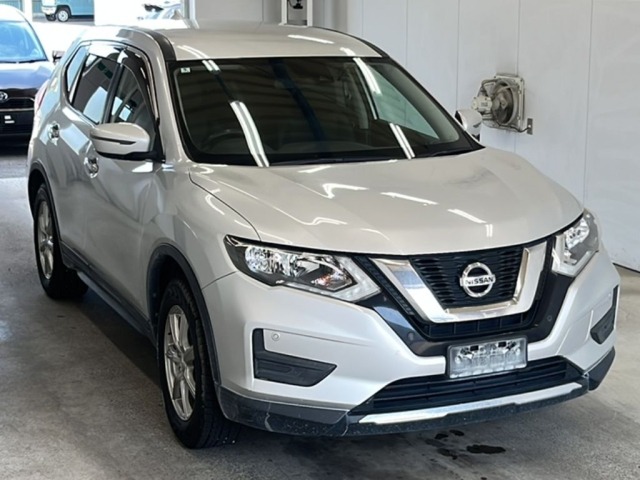 Nissan X-TRAIL 2018 8275184-4