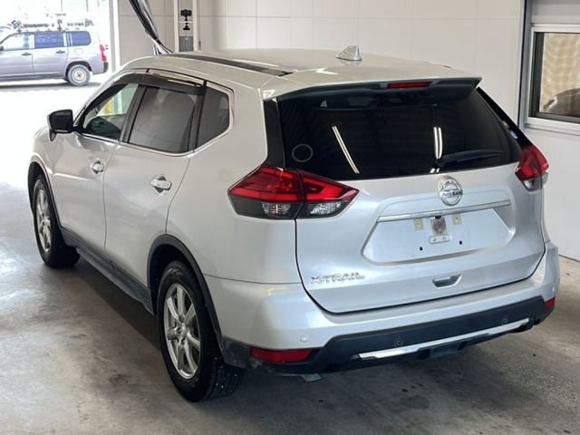 Nissan X-TRAIL 2018 8275184-5