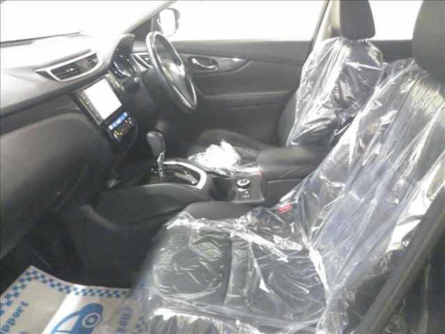 Nissan X-TRAIL 2015 8275204-3