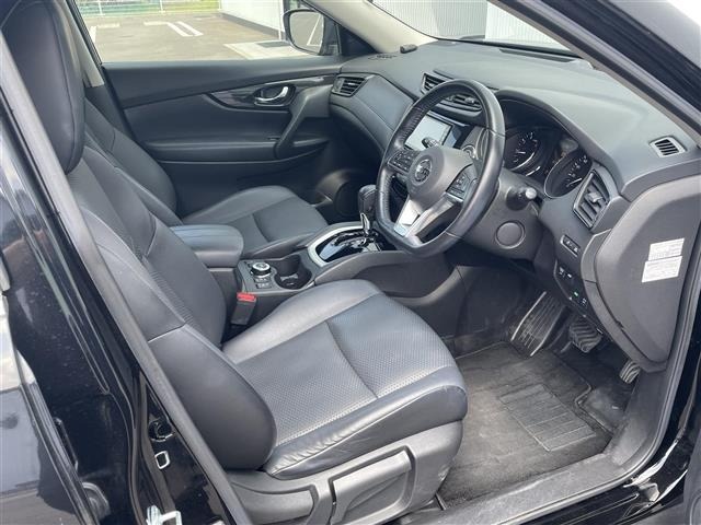 Nissan X-TRAIL 2017 8276257-6