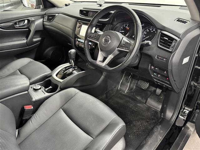 Nissan X-TRAIL 2017 8276282-3