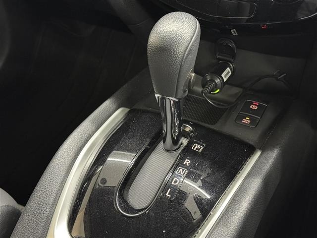 Nissan X-TRAIL 2017 8276301-15