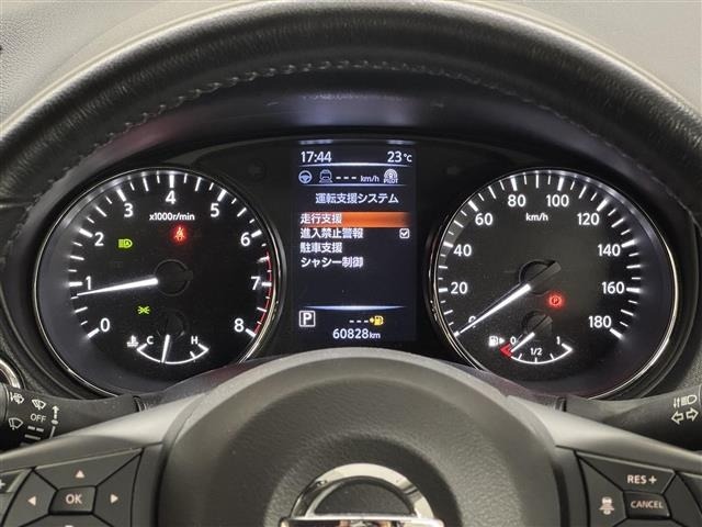 Nissan X-TRAIL 2017 8276301-19