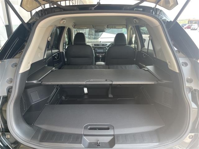 Nissan X-TRAIL 2015 8276305-12