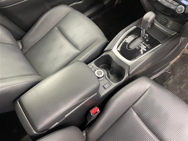 Nissan X-TRAIL 2015 8276323-1