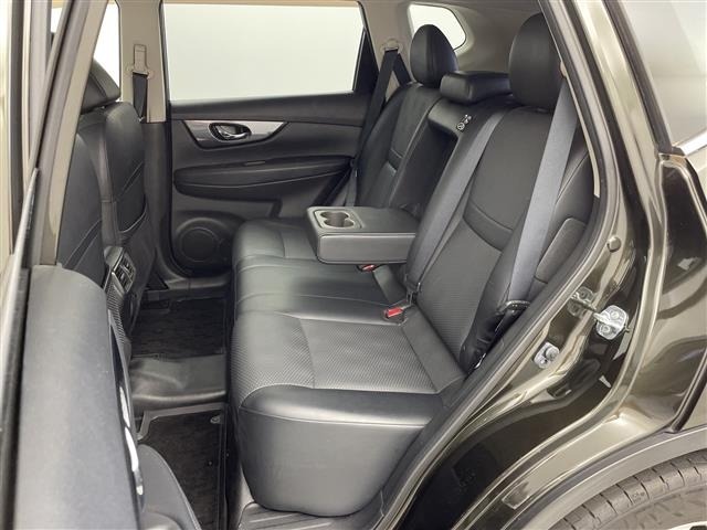 Nissan X-TRAIL 2015 8276323-8