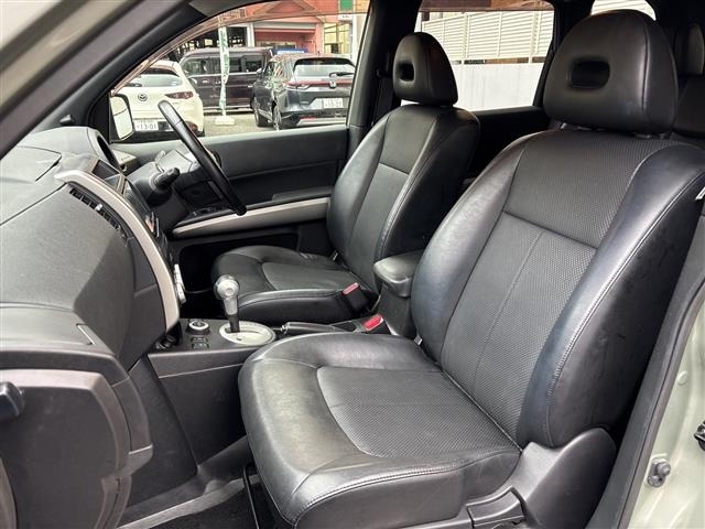 Nissan X-TRAIL 2011 8276331-3