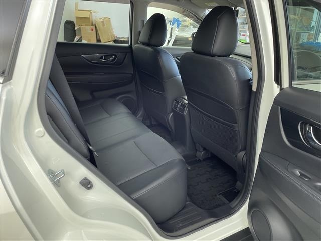 Nissan X-TRAIL 2015 8276333-6