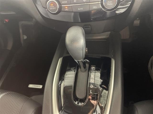 Nissan X-TRAIL 2017 8276346-7