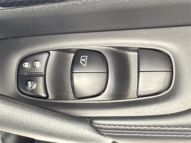 Nissan X-TRAIL 2017 8276351-6