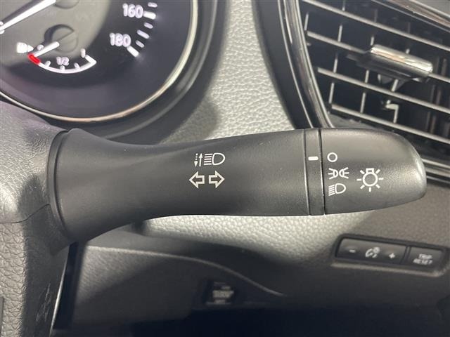 Nissan X-TRAIL 2017 8276359-2