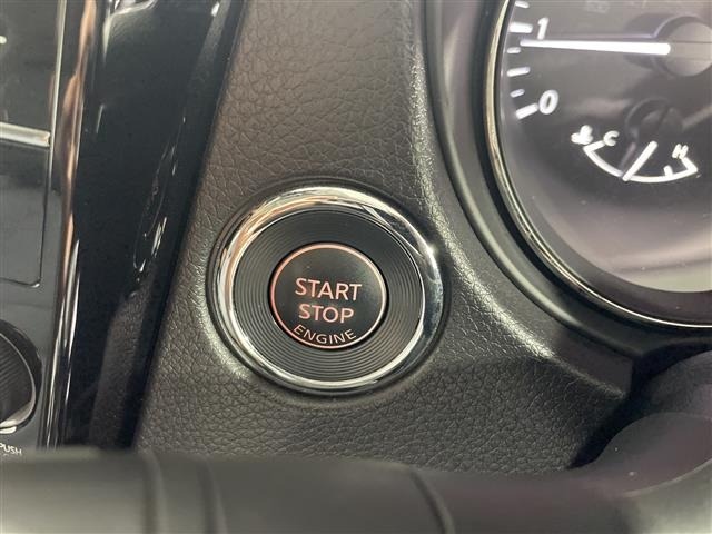 Nissan X-TRAIL 2017 8276359-9