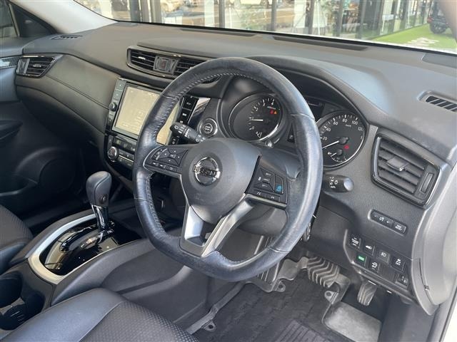 Nissan X-TRAIL 2018 8276362-1