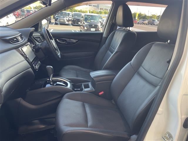 Nissan X-TRAIL 2018 8276362-7