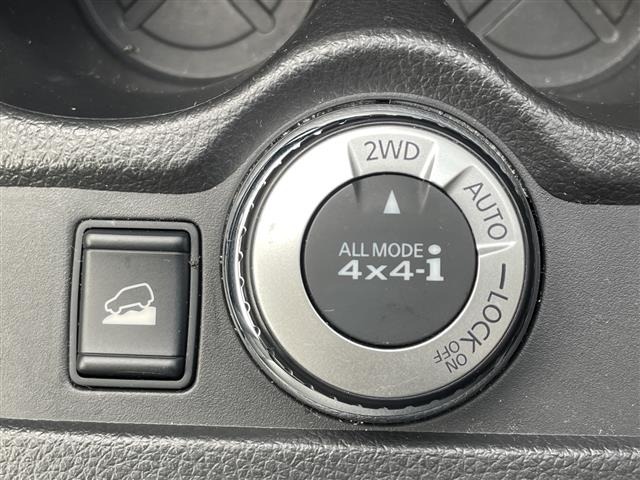 Nissan X-TRAIL 2017 8276378-7