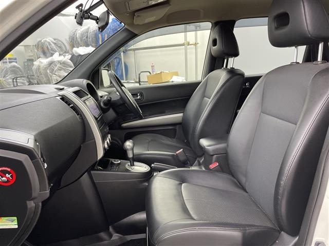 Nissan X-TRAIL 2013 8276382-22