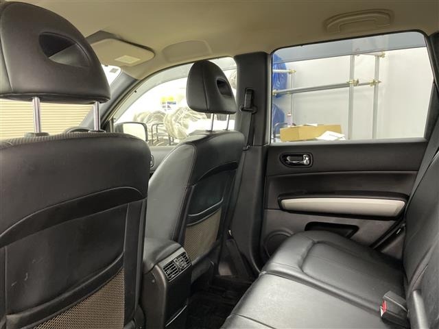 Nissan X-TRAIL 2013 8276382-6