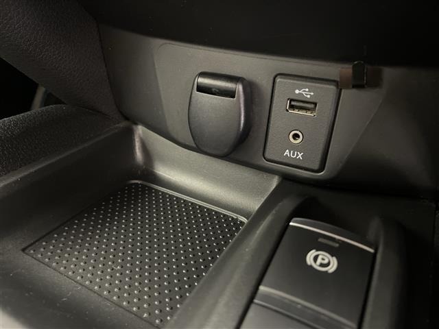 Nissan X-TRAIL 2017 8276387-11