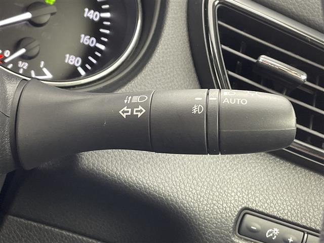 Nissan X-TRAIL 2017 8276387-3