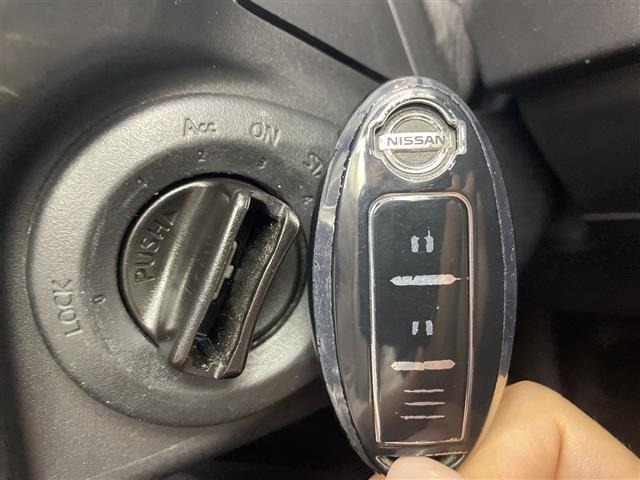 Nissan X-TRAIL 2011 8276432-8