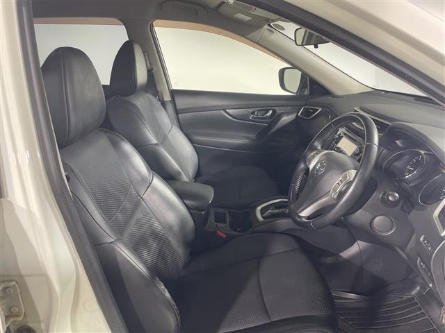 Nissan X-TRAIL 2014 8276433-4
