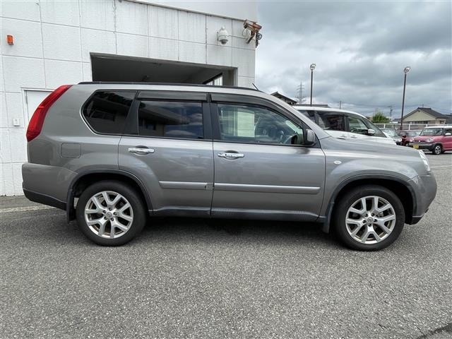 Nissan X-TRAIL 2012 8276440-6