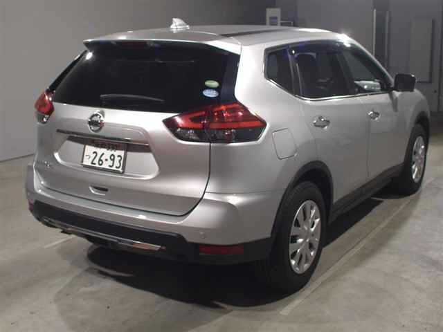 Nissan X-TRAIL 2018 8276478-1