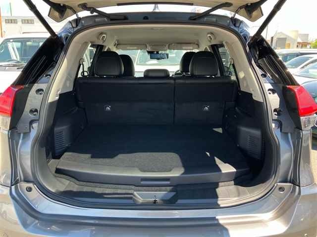 Nissan X-TRAIL 2018 8276480-10