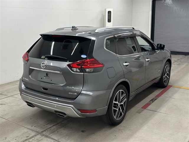 Nissan X-TRAIL 2018 8276480-5