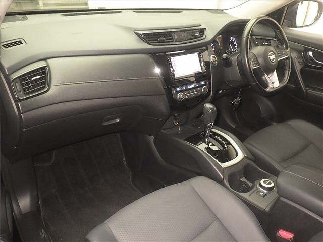 Nissan X-TRAIL 2018 8276533-4