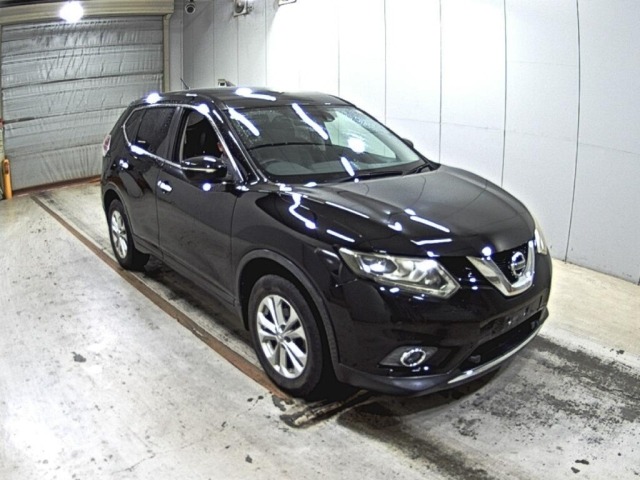 Nissan X-TRAIL 2015 8276563-0