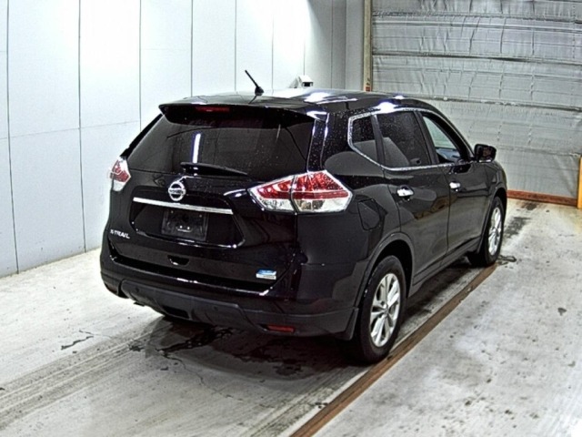 Nissan X-TRAIL 2015 8276563-5