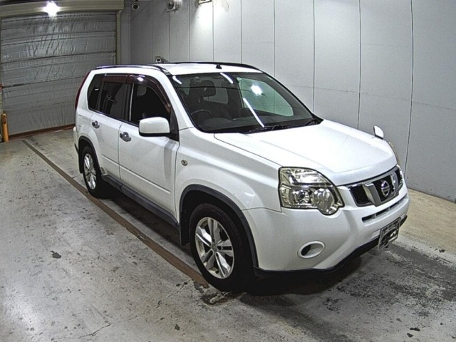 Nissan X-TRAIL 2011 8276576-0