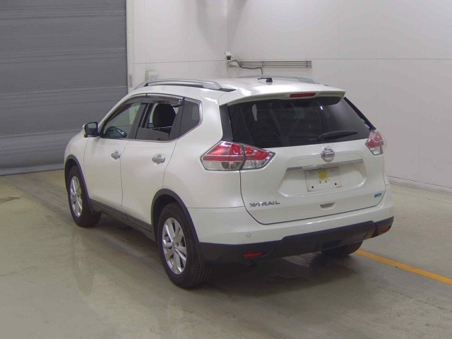 Nissan X-TRAIL 2015 8276599-1