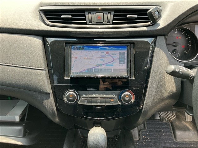 Nissan X-TRAIL 2018 8276615-4