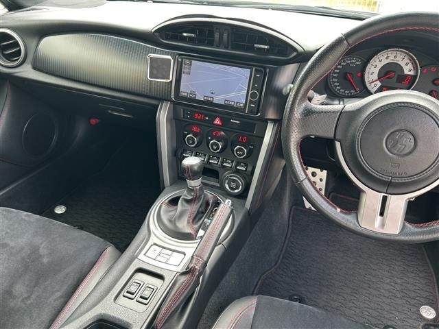 Toyota 86 2012 8303938-5