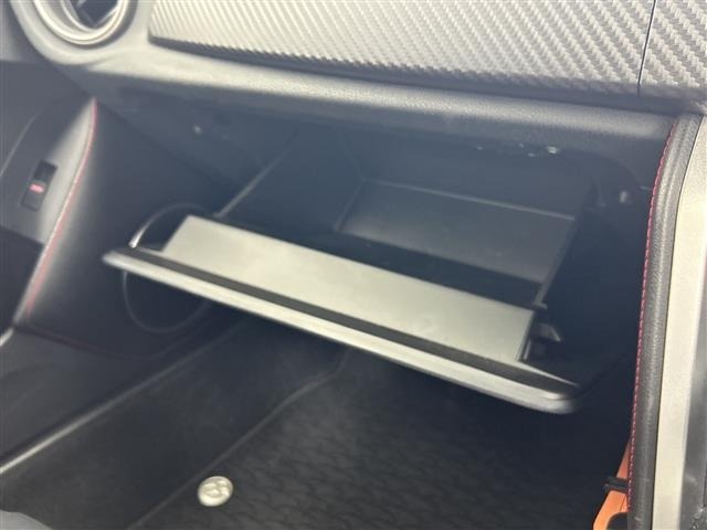 Toyota 86 2016 8303940-6