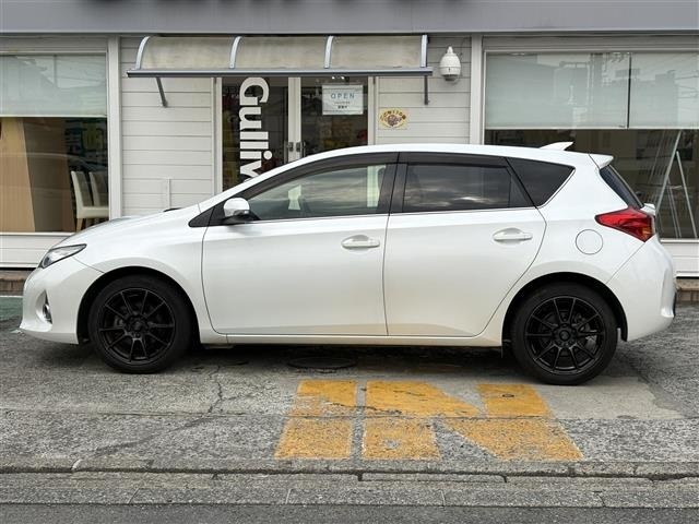 Toyota AURIS 2013 8303122-18