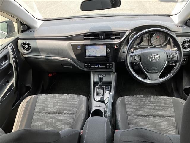 Toyota AURIS 2016 8303124-15