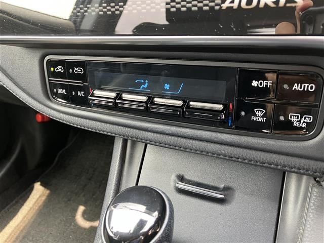 Toyota AURIS 2016 8303124-4