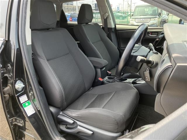Toyota AURIS 2016 8303124-7
