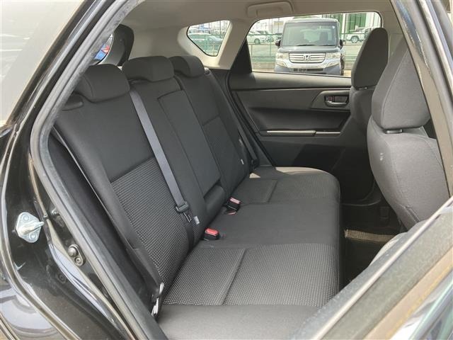 Toyota AURIS 2016 8303124-8