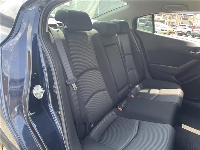 Mazda AXELA 2015 8303070-12