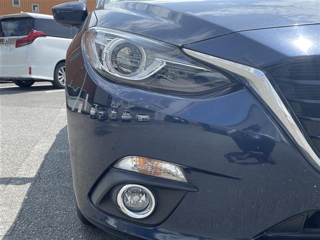 Mazda AXELA 2015 8303070-5
