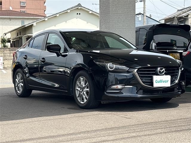 Mazda AXELA 2017 8303073-0