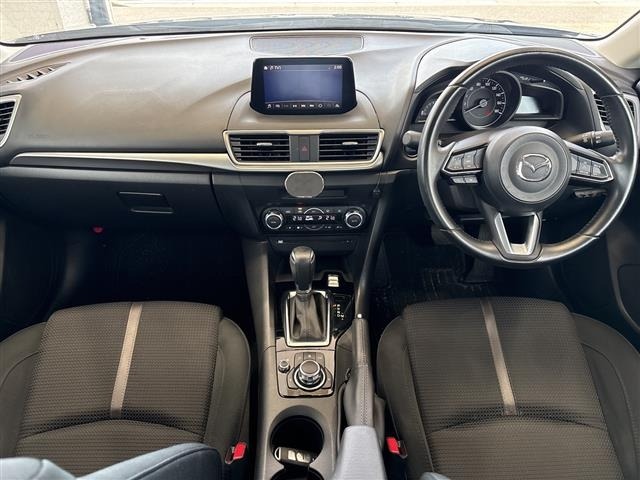 Mazda AXELA 2017 8303073-14